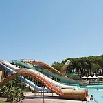 Sueno Resort Side