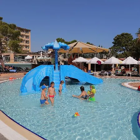 Sueno Resort Side